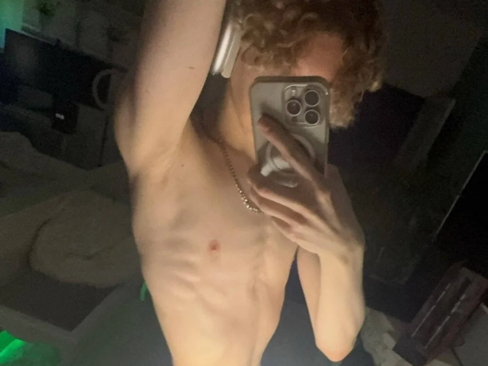 Kudi_Minnt Offline XXX Chat