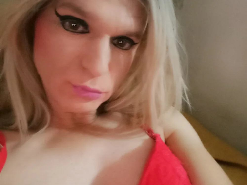 SabryTRAV's Offline XXX Chat