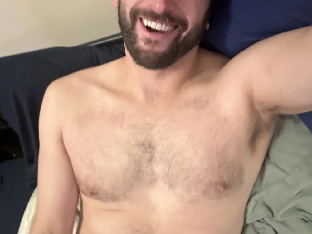 drewrello69's Offline Chat Room