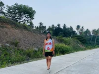Roselyn123 live cam model