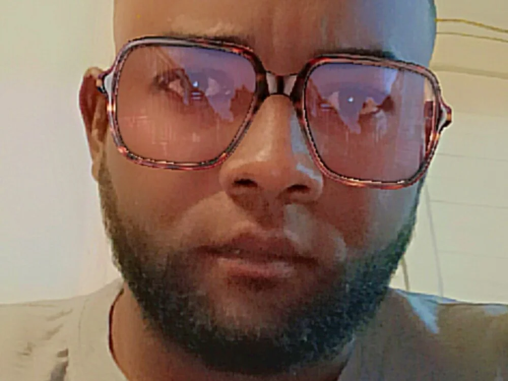 Couple974bigass' Offline XXX Chat