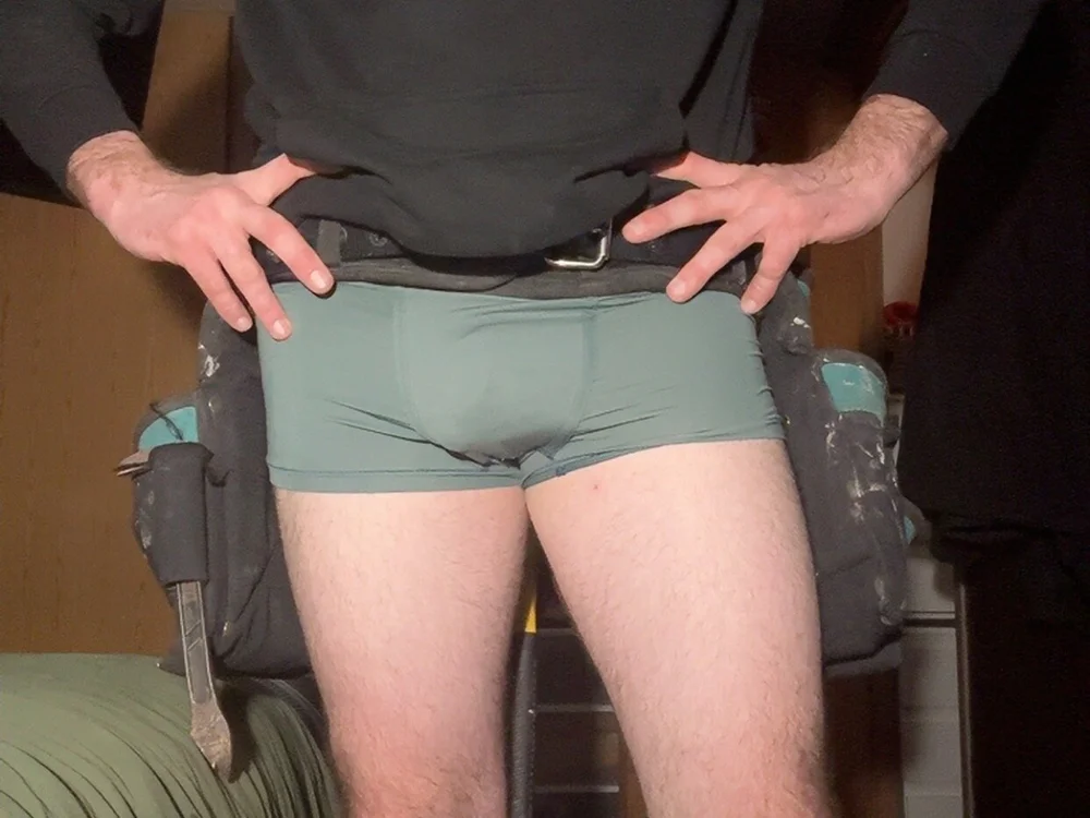 PlayfulHunk's Offline Chat Room