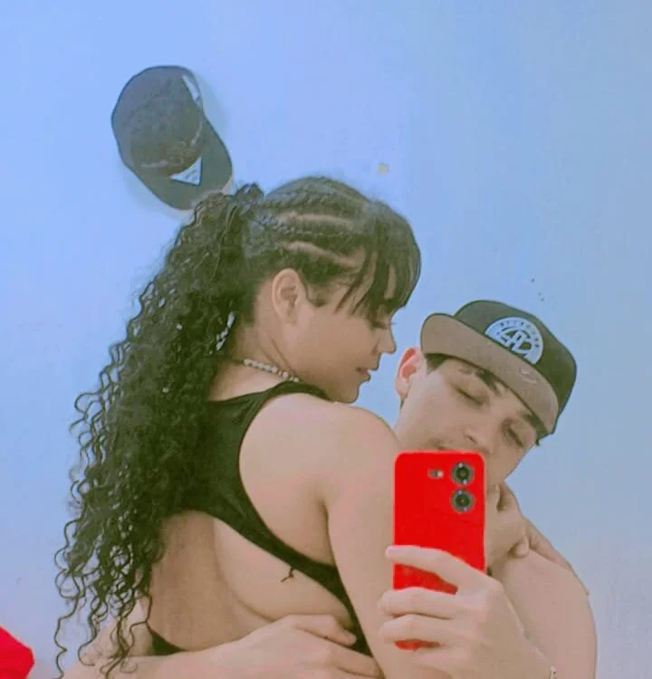 Jessy_and_Joy Chat XXX offline