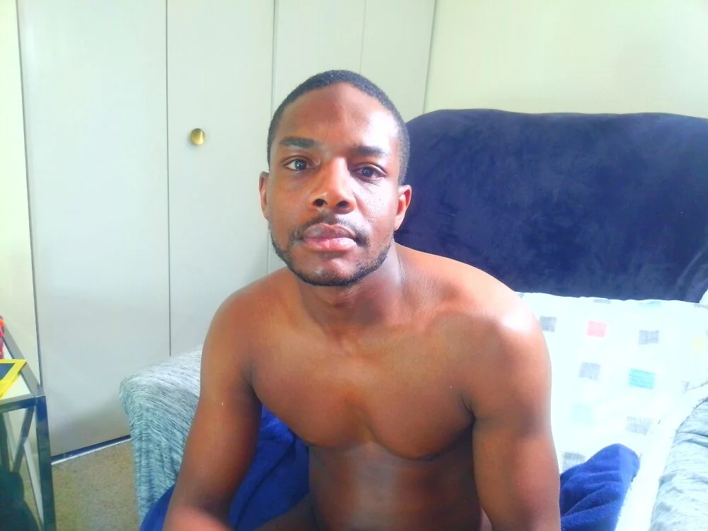 SirSubtrainer Offline XXX-Chat