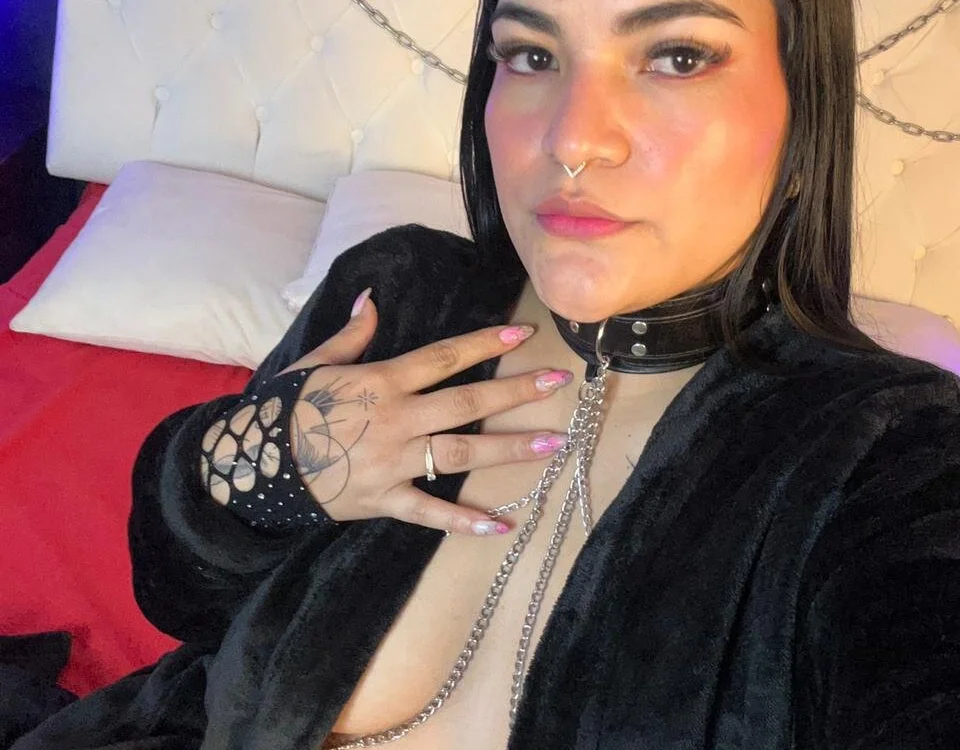 NiinatorresのオフラインXXXチャット