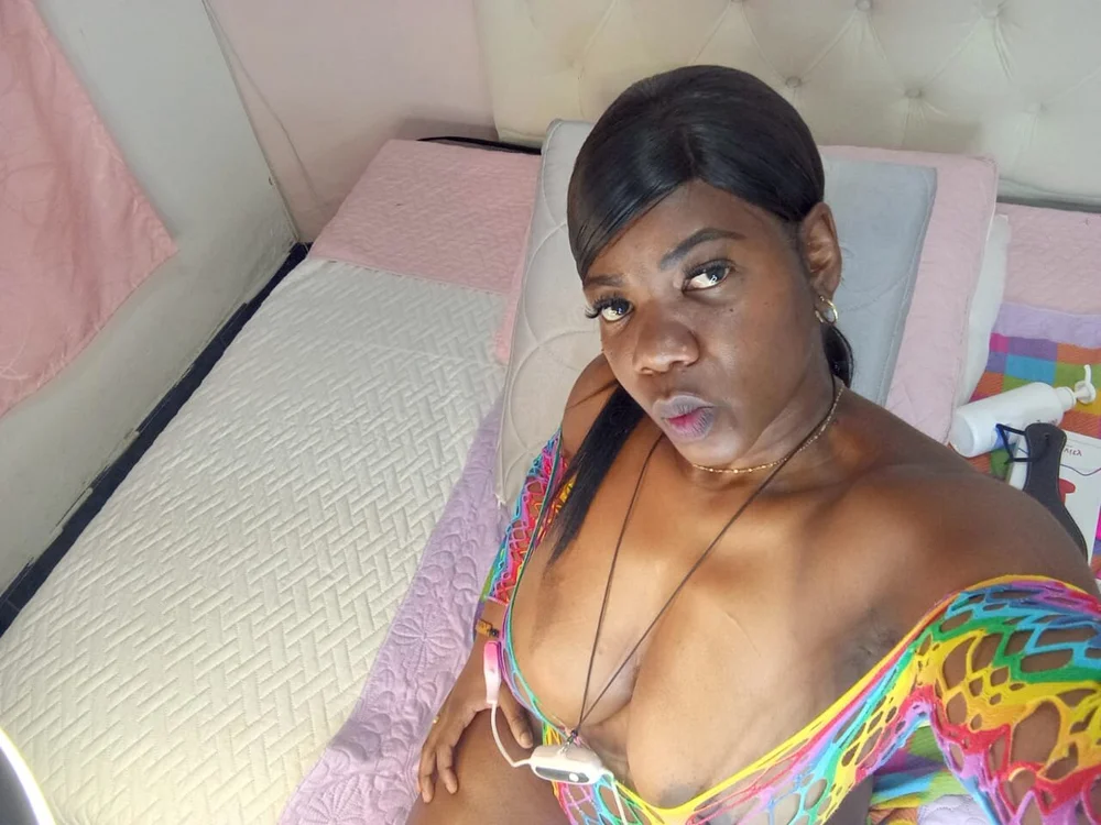 Rosalie7 offline chatrum
