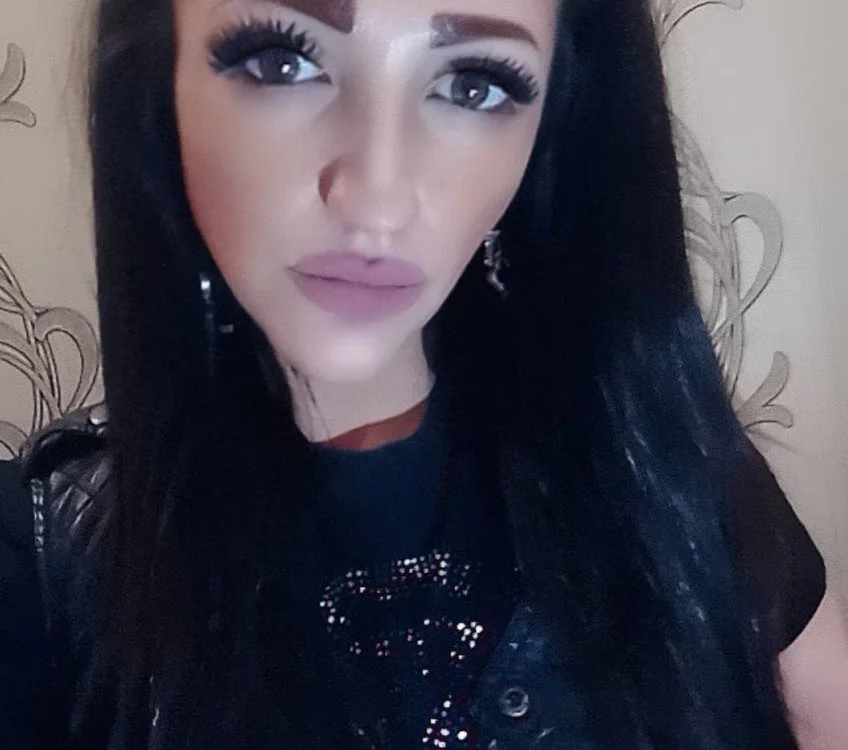 Lida_Wallace's Offline Chat Room