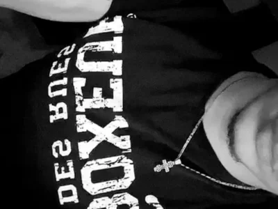 แชท XXX ออฟไลน์ของ Channingboy