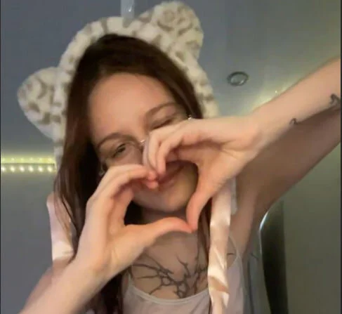 lilalun_ offline chatrum