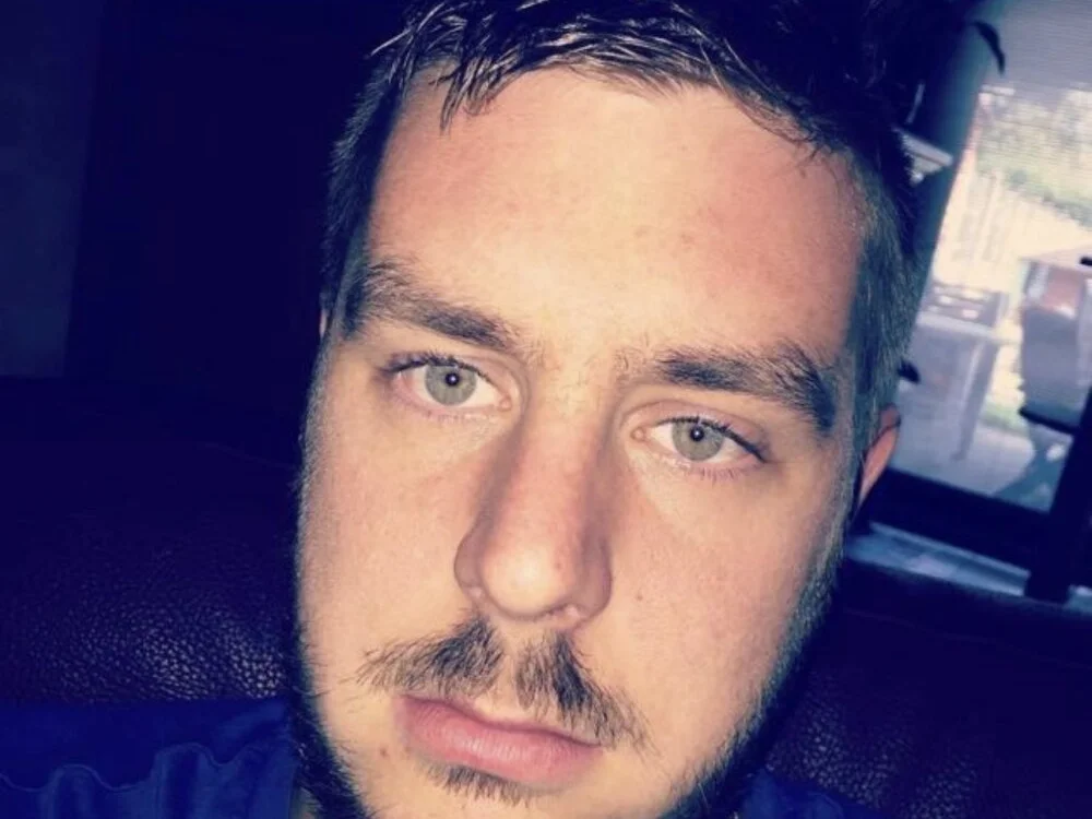 Jim270: офлайн-секс-чат