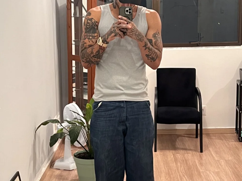 แชท XXX ออฟไลน์ของ Argos137