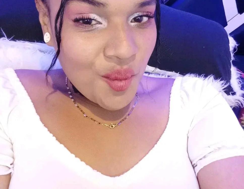 sexybronwgirl01's Offline XXX Chat