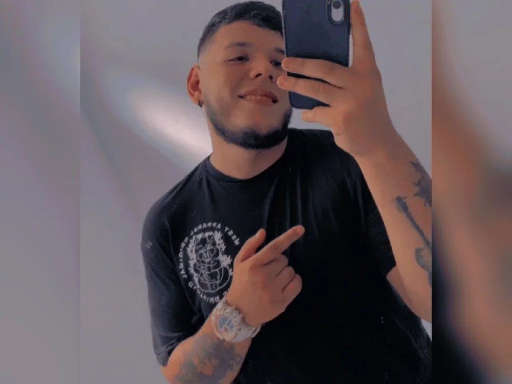 vmflores0113 offline chatrum