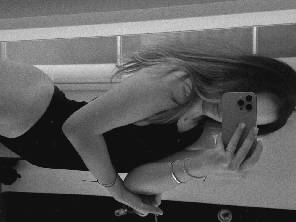 Offline XXX chat Lily_Moonn