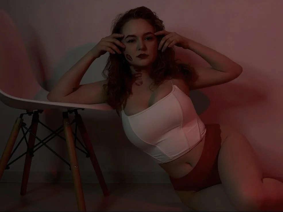 MonicaAsis offline XXX-chat