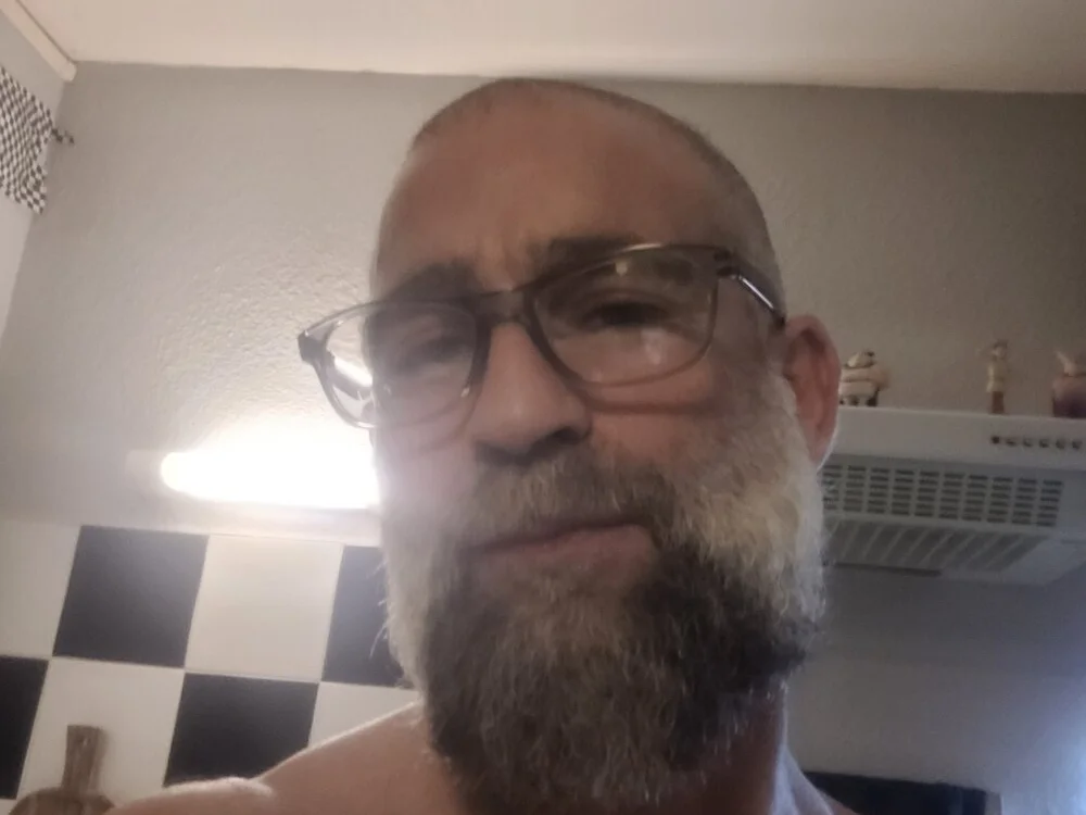 Djoul75 離線 XXX 聊天