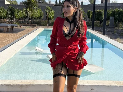 Goldenpussy_1