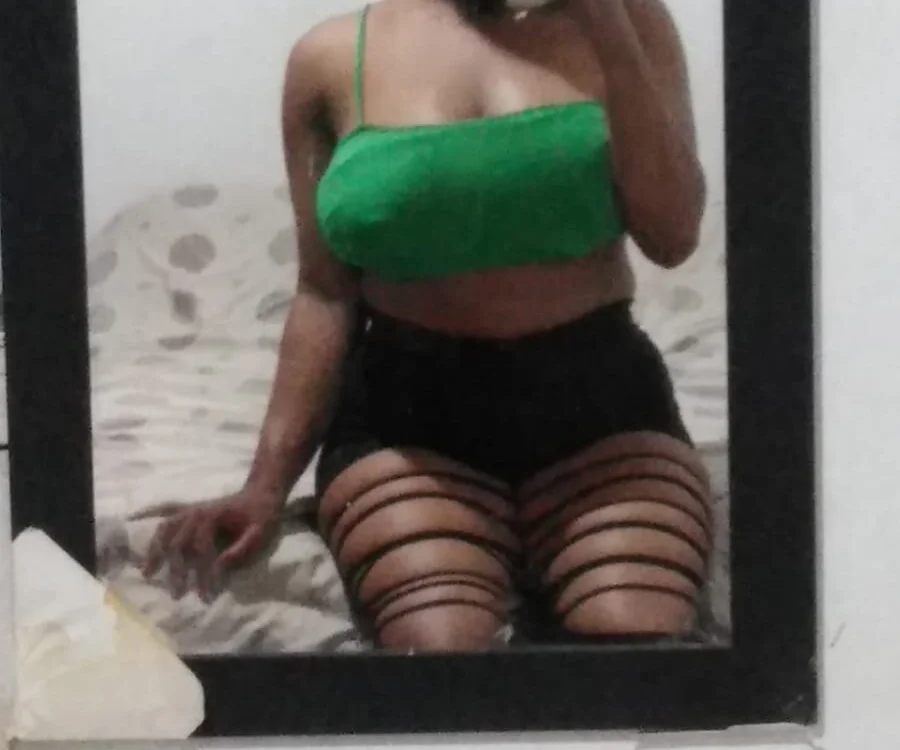 Offline XXX chat sky_sammi