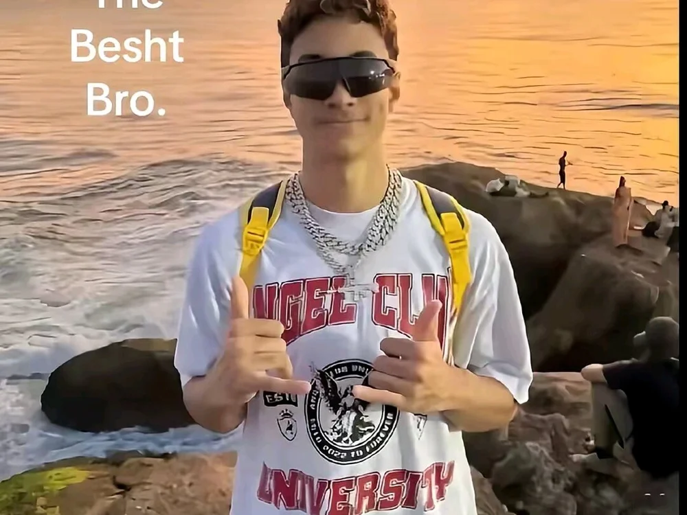 Manlikedaddy 離線 XXX 聊天