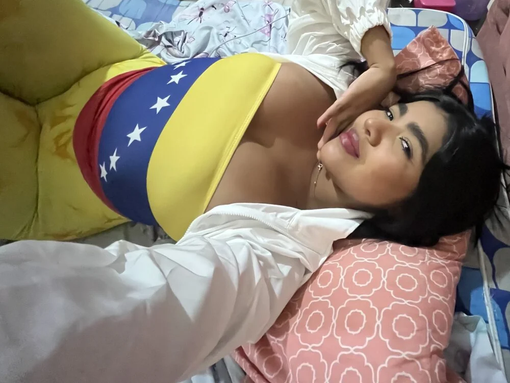 แชท XXX ออฟไลน์ของ Poacahontasfg