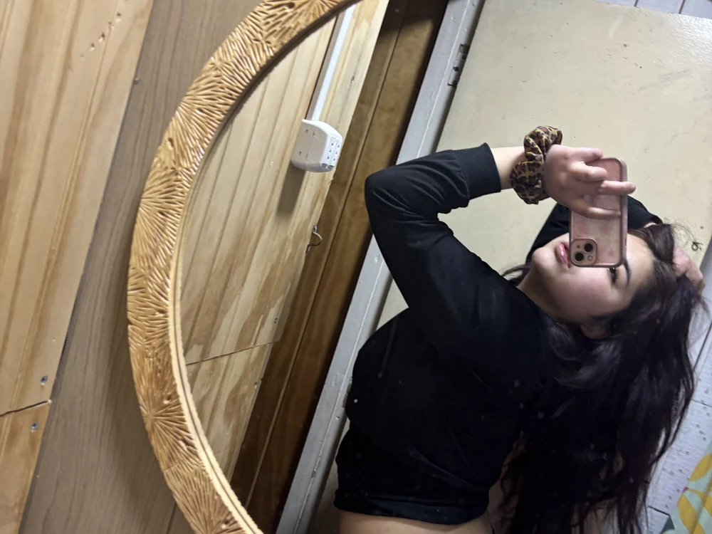 yazzhot18