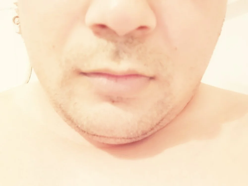 Bigmanone12 offline XXX-chatje