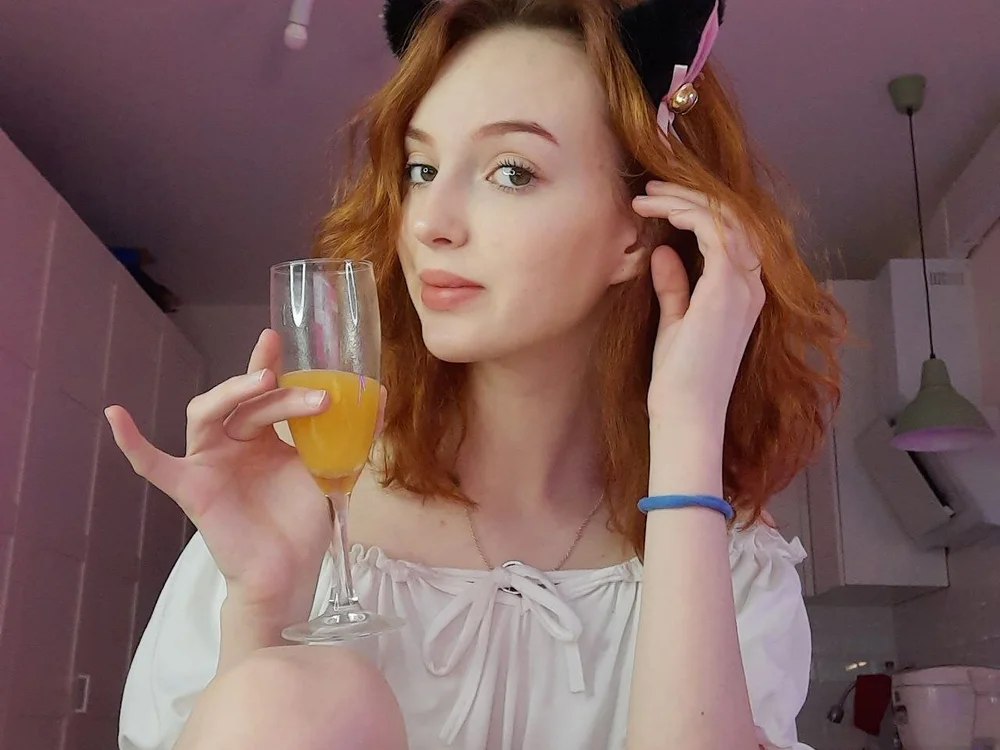 Slowpornhub's Offline Chat Room