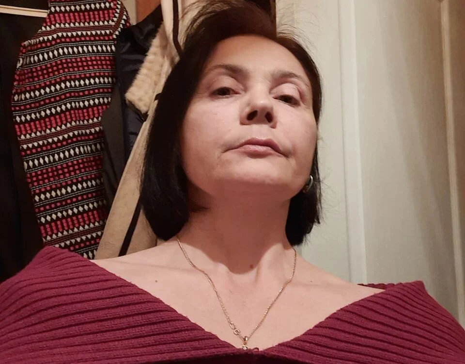 Greta_Glow offline chatrum