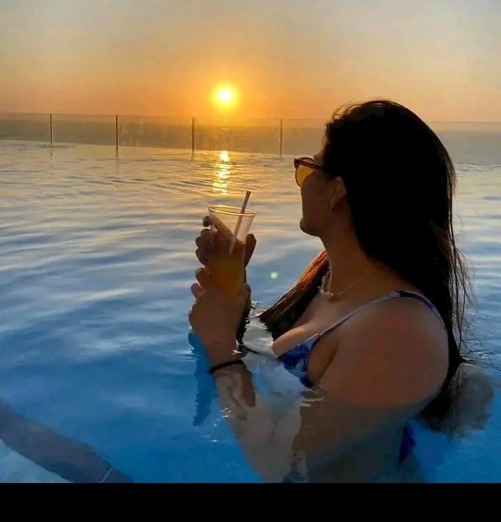 Khaleyssi's Offline XXX Chat