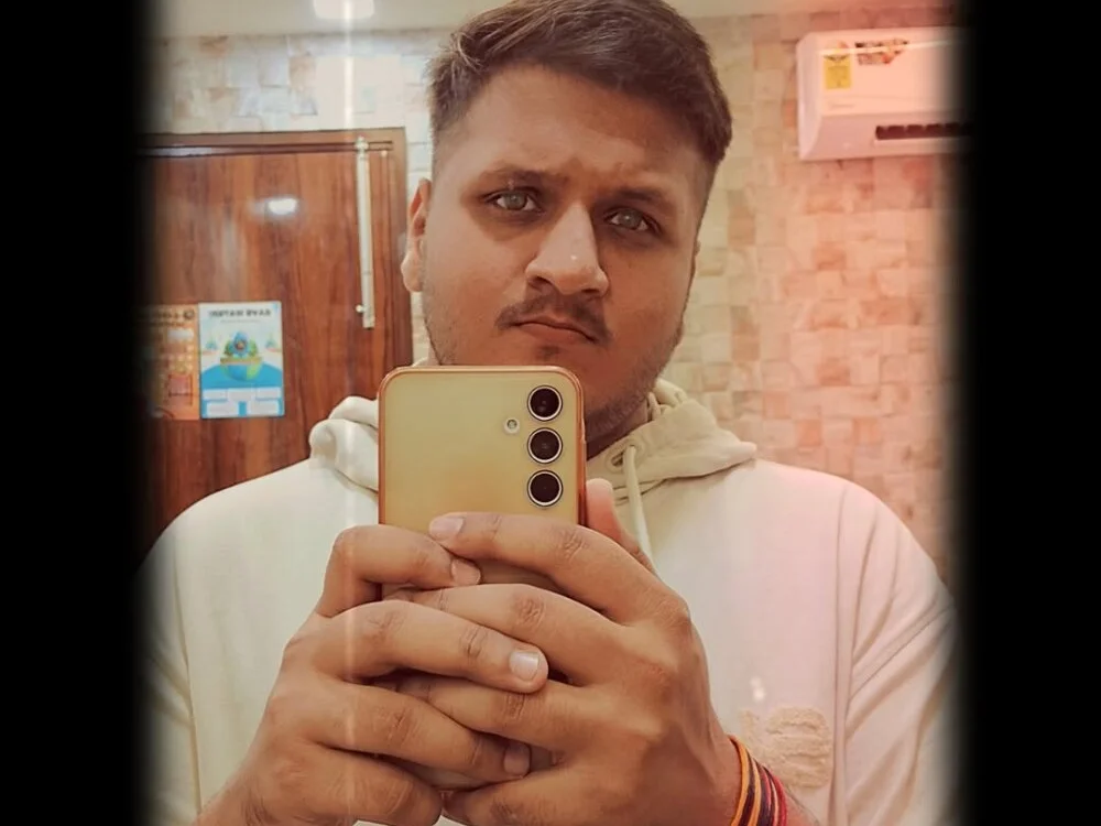 chiikuloveu: συνομιλία ΧΧΧ εκτός σύνδεσης