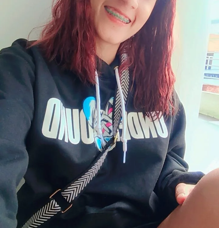 Maya18_'s Offline Chat Room