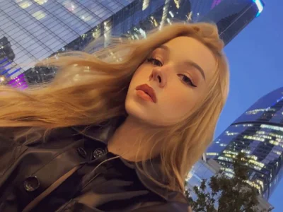 Alice_Davidson - big ass white