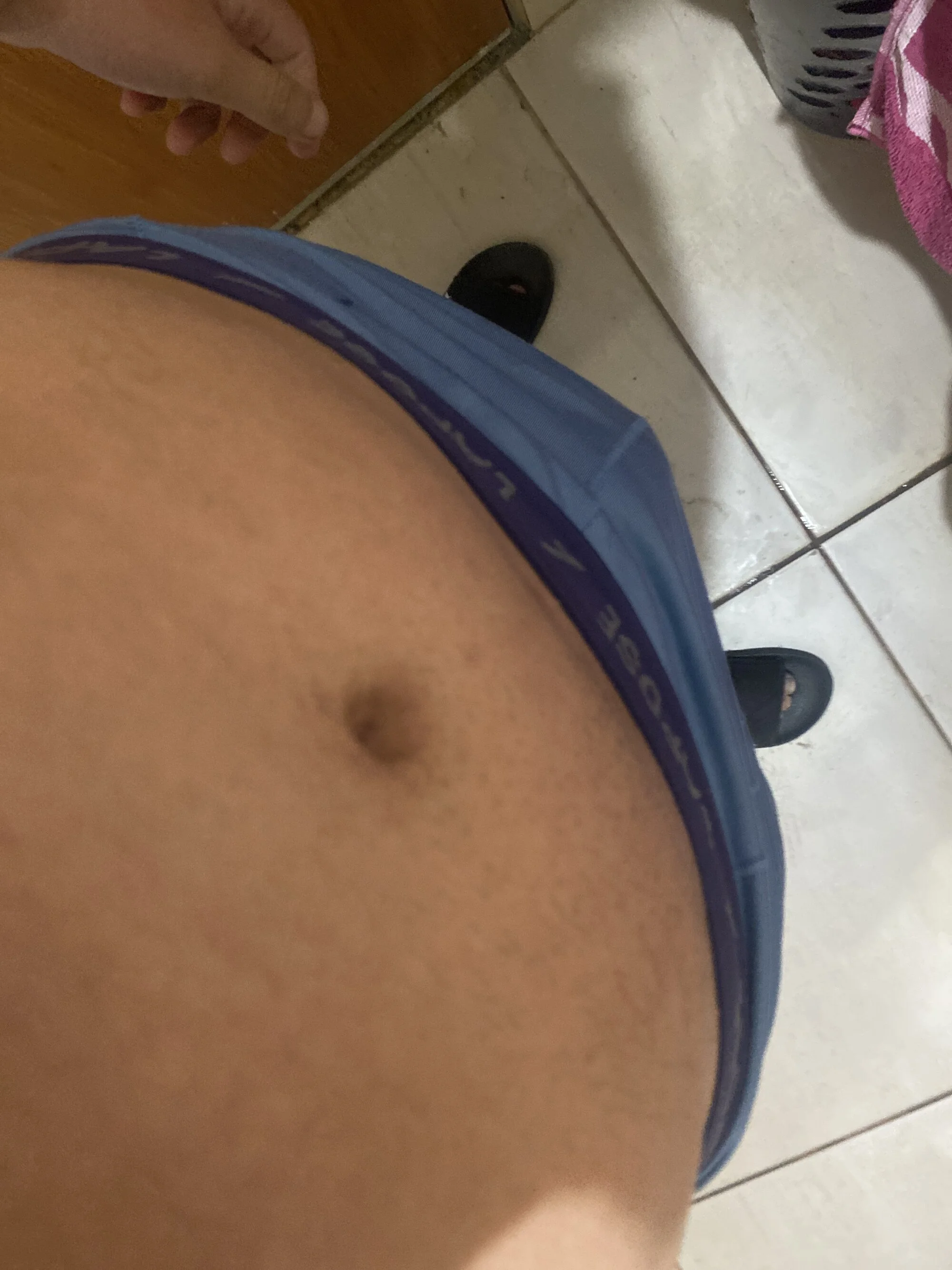 Lu823127Lu