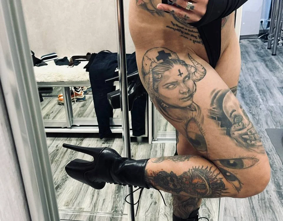 Cool_Freak_: офлайн-секс-чат