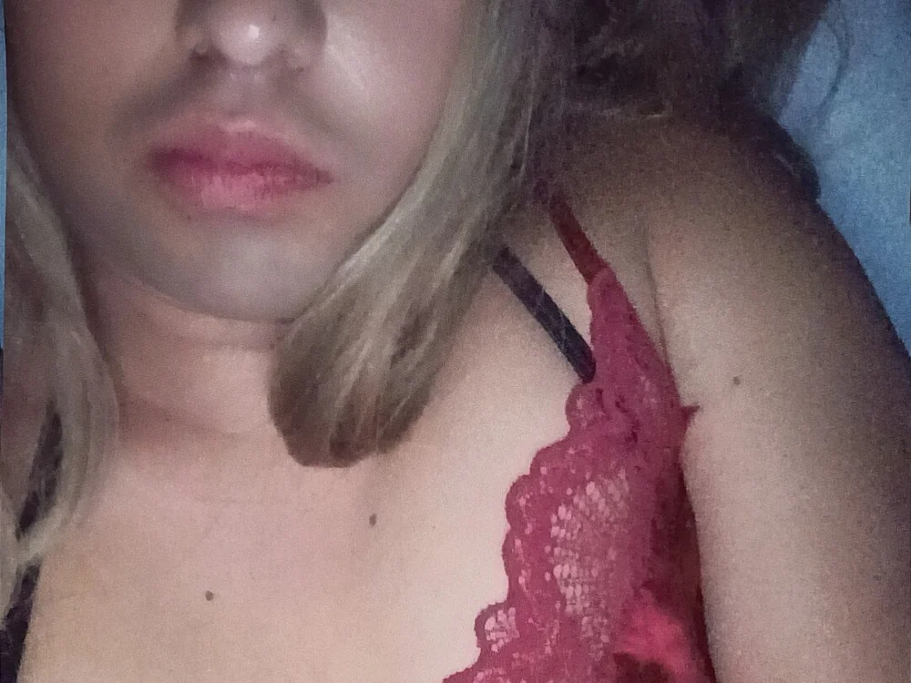 Ashleytransfreak69 Chat XXX Ngoại tuyến