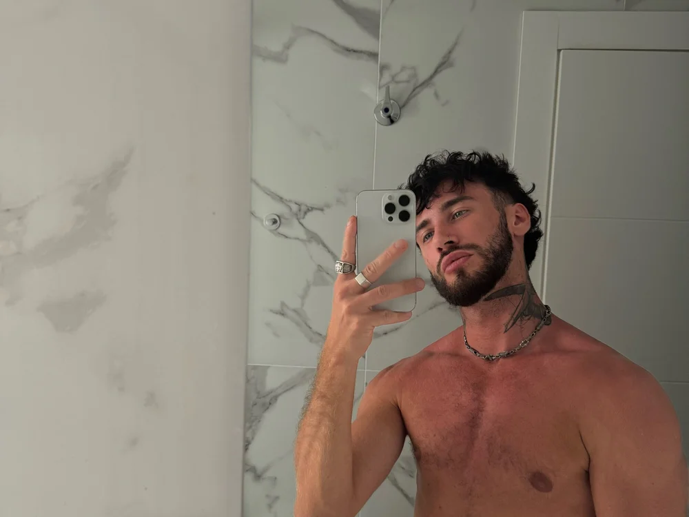 Raul9090pl's Offline Chat Room
