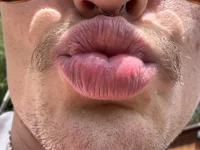 ftm-holesのライブXXXチャット