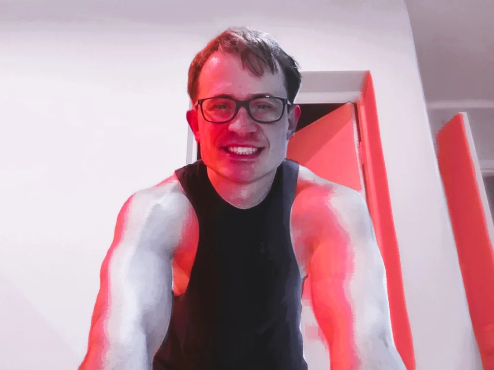 MrNightGlow's Offline Chat Room