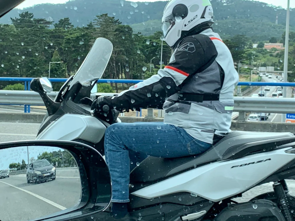 jonipor1のオフラインチャットルーム