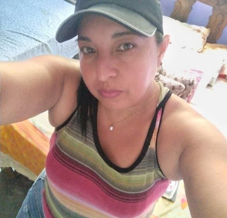 rinadiaz's Offline XXX Chat