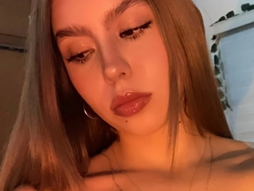 Warda-arab's Offline XXX Chat