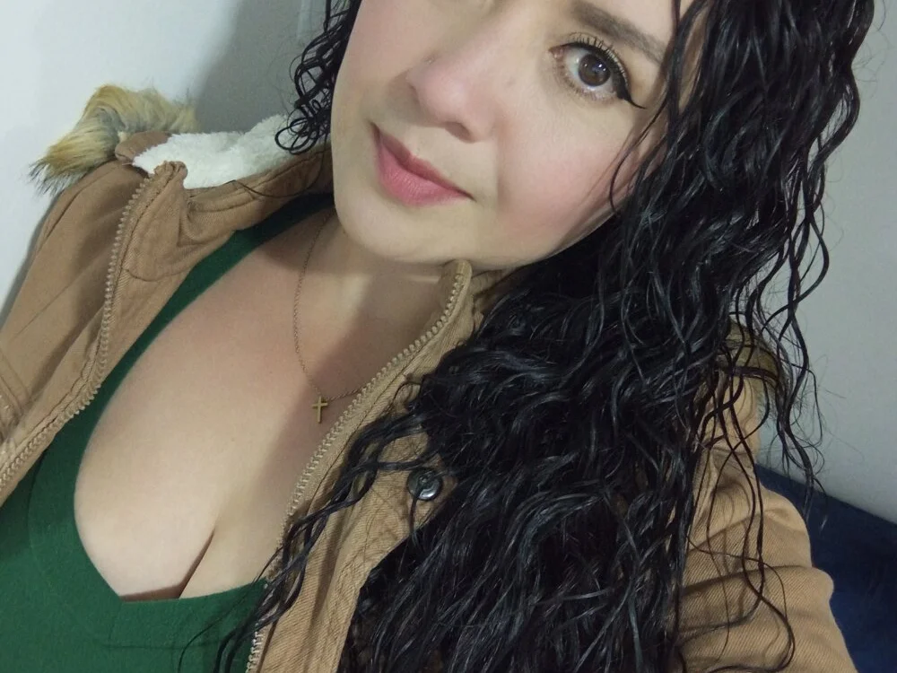 RenataSexy_'s Offline XXX Chat