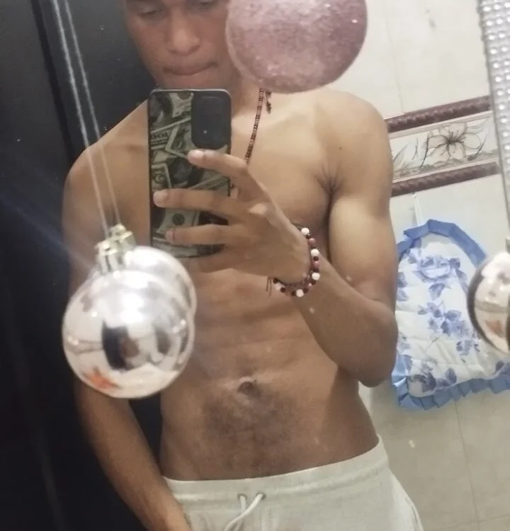 GotyGoty22n Offline XXX chat
