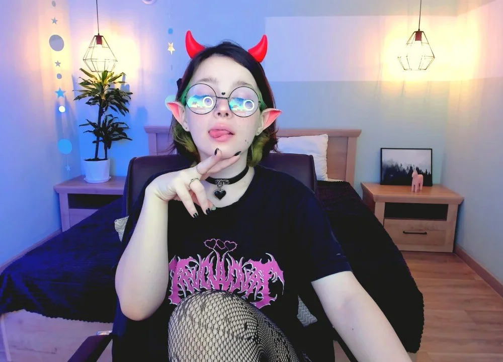 MeganBarnett's Offline Chat Room