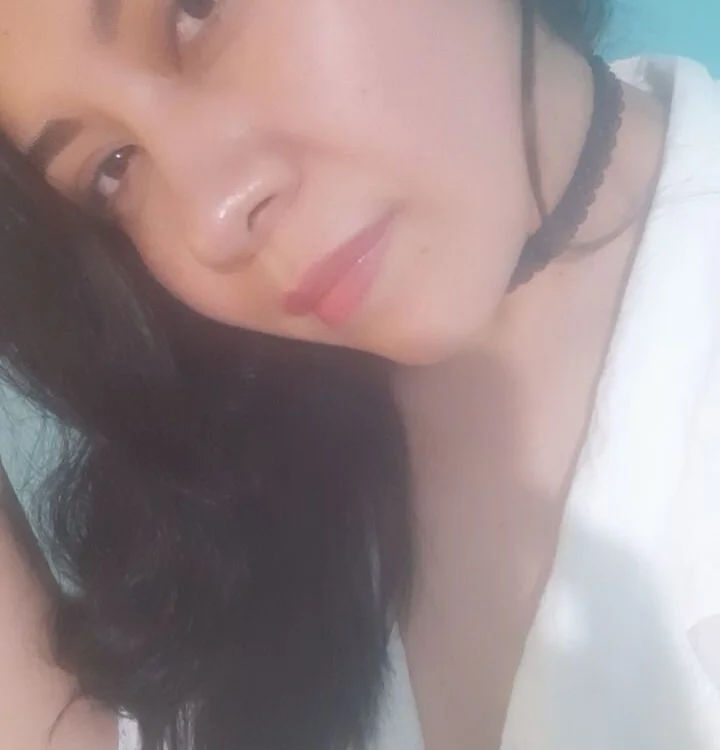 alexahullu offline chatrum