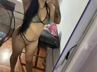 mamilindaA's webcam live show