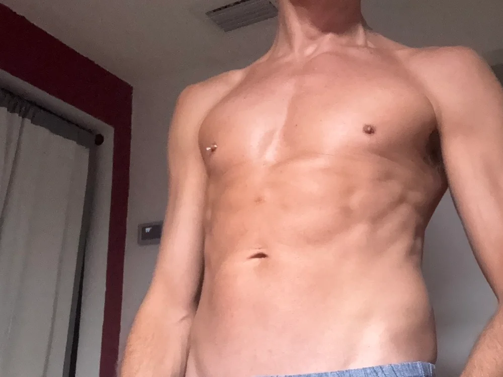 justsomekinkyguy6985's Offline XXX Chat