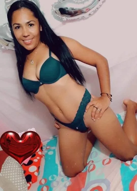 colombianqueen_'s Offline XXX Chat