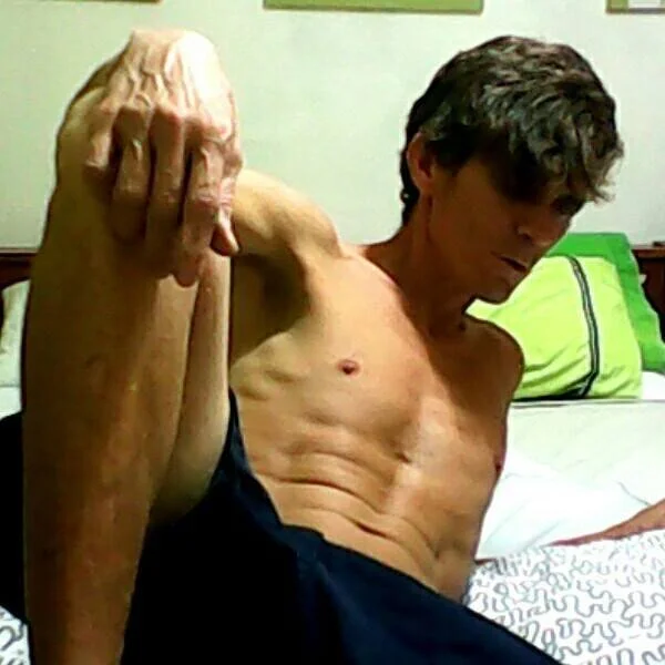 bravo23toro Chat XXX Ngoại tuyến