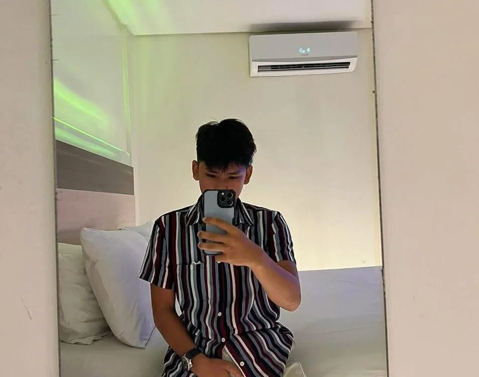 Offline chatovací místnost Asian_moreno69